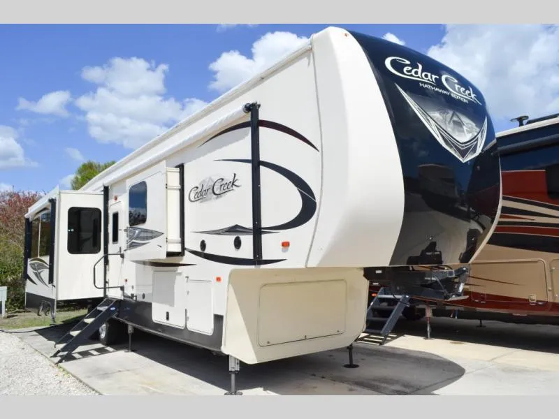 2019 Forest River RV 38DBRK