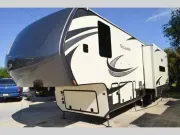used Travel Trailers Vanleigh RV Vilano for sale, in Titusville, FL Thumbnail 3