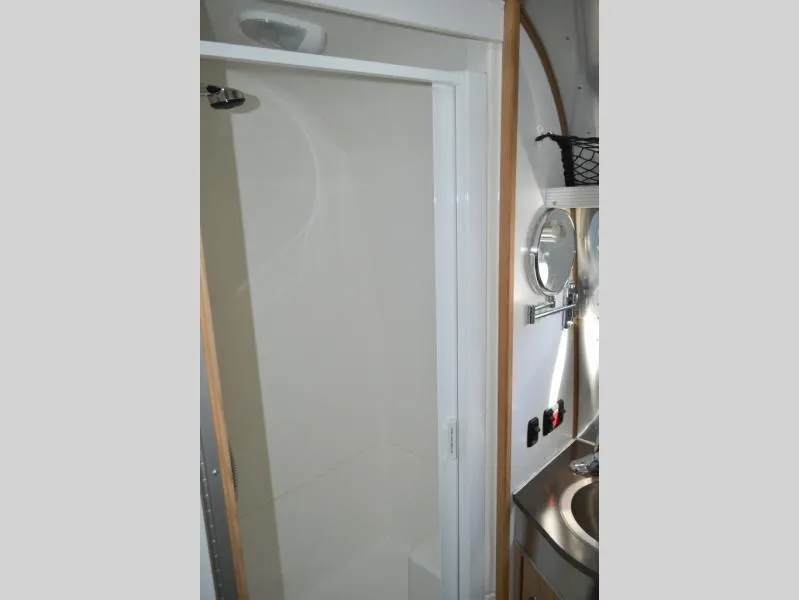 used Travel Trailers Other Flying Cloud for sale, in Titusville, FL Thumbnail 16