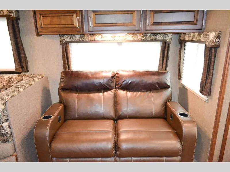 used Travel Trailers Keystone RV OUTBACK SUPERLITE for sale, in Titusville, FL Thumbnail 7