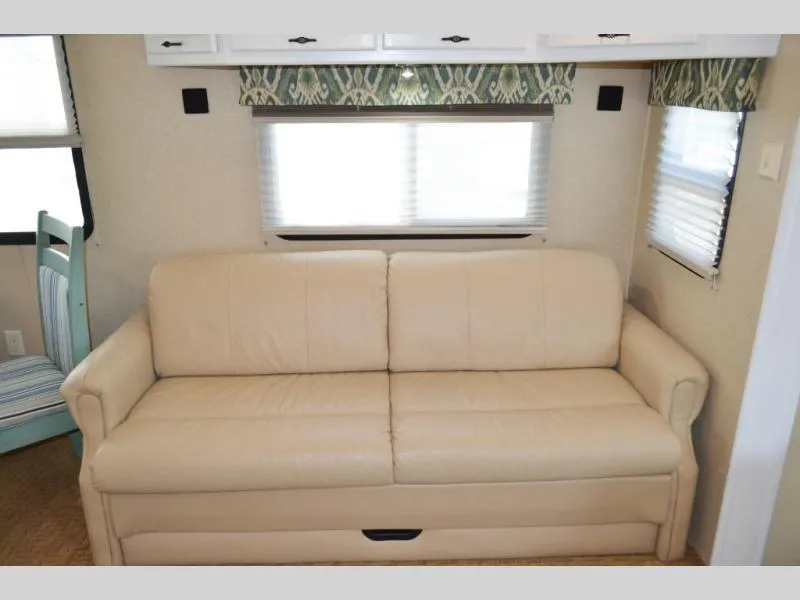 used Fifth Wheel Trailers Carriage Inc. Cameo for sale, in Titusville, FL Thumbnail 7