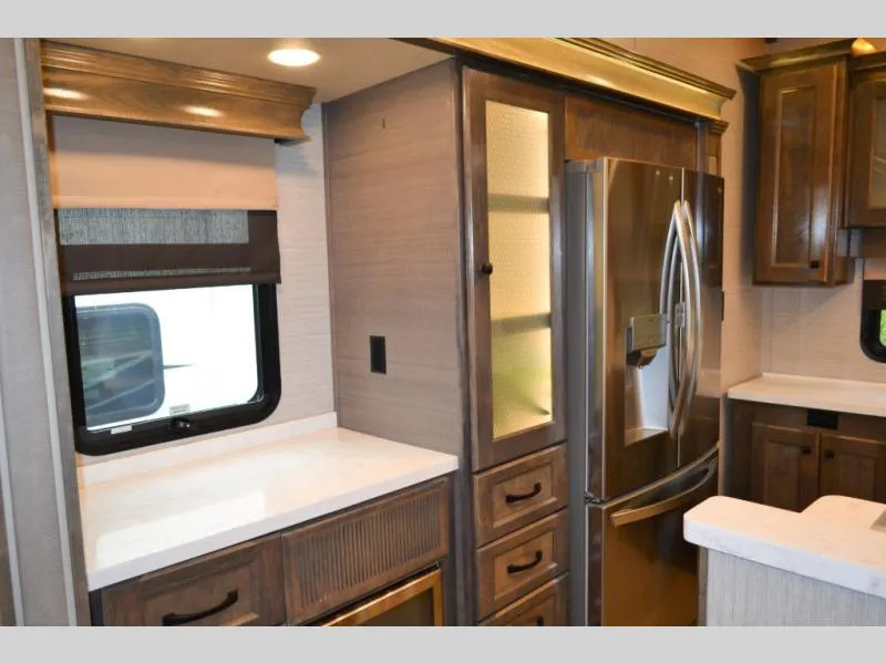 used Travel Trailers Vanleigh RV Beacon for sale, in Titusville, FL Thumbnail 7