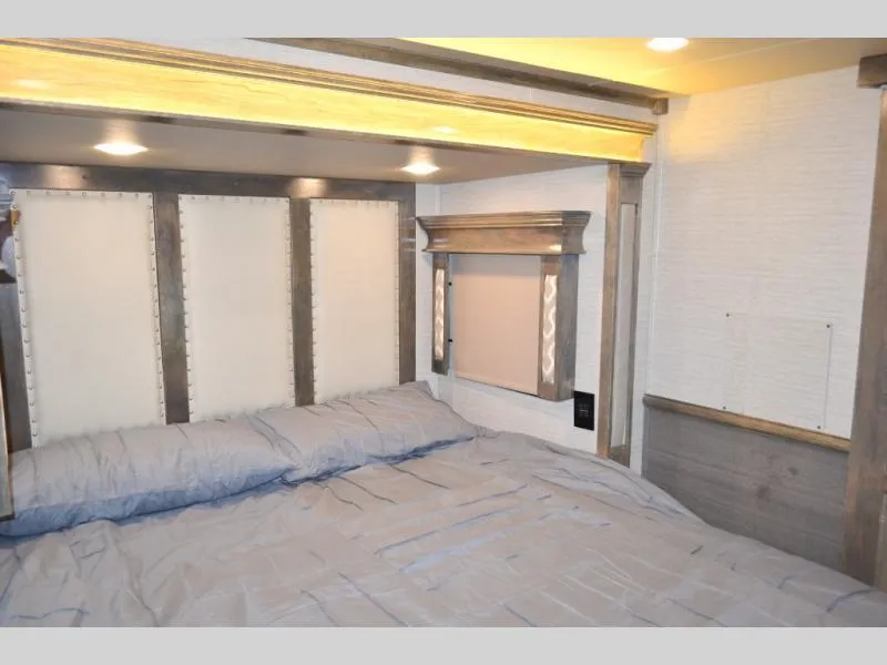 used Fifth Wheel Trailers Vanleigh RV Beacon for sale, in Titusville, FL Thumbnail 22