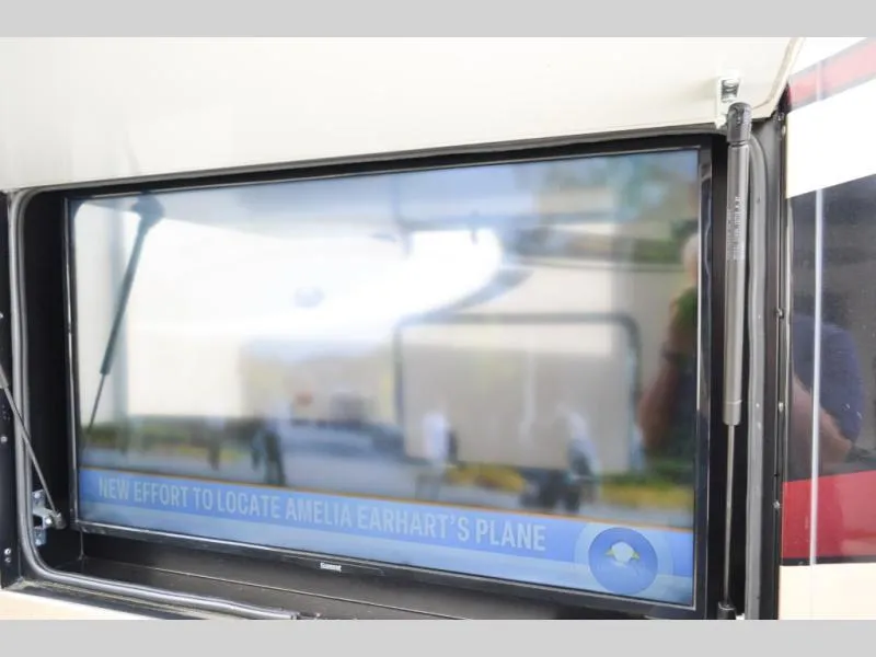 used Fifth Wheel Trailers Heartland RV Landmark 365 for sale, in Titusville, FL Thumbnail 30