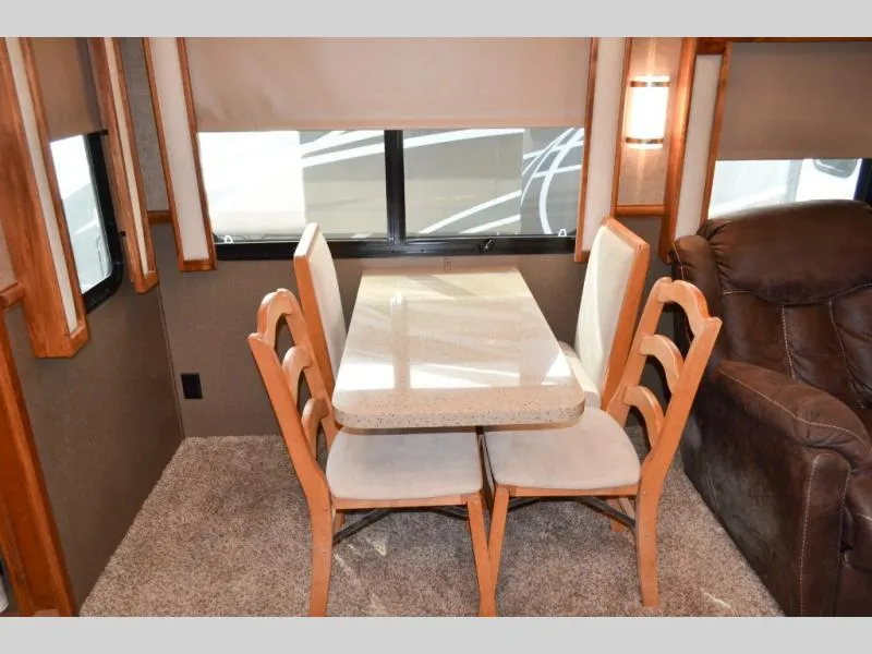 used Fifth Wheel Trailers Vanleigh RV Vilano for sale, in Titusville, FL Thumbnail 15