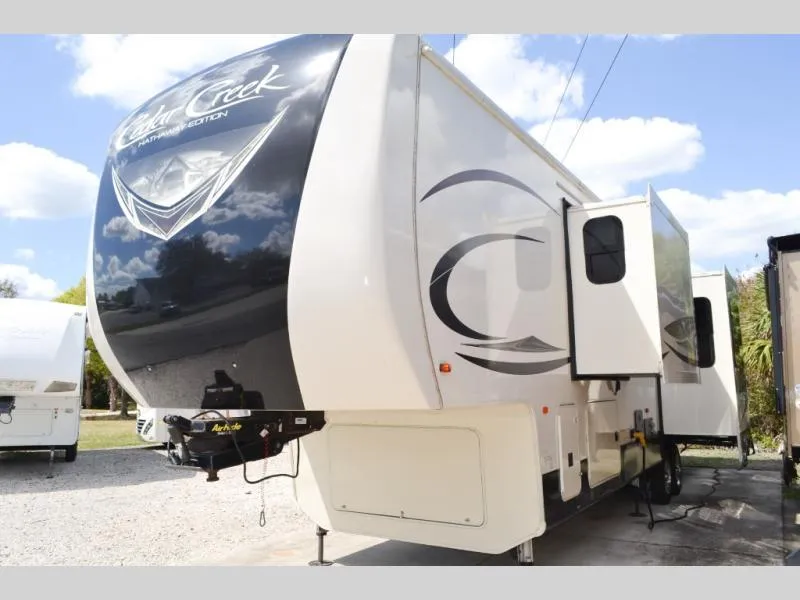 used Travel Trailers Forest River Cedar Creek Hathaway Edition for sale, in Titusville, FL Thumbnail 3