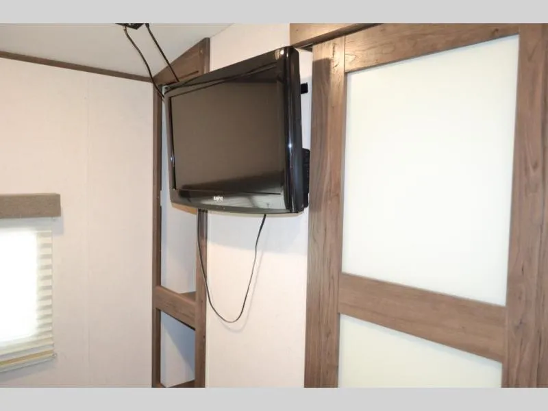 used Travel Trailers Keystone RV Passport for sale, in Titusville, FL Thumbnail 20