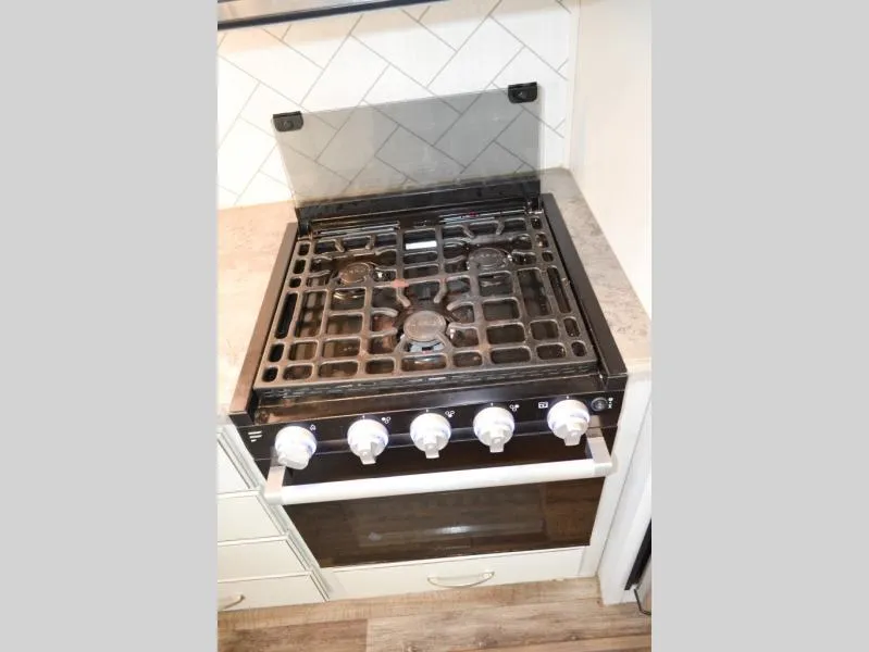 used Travel Trailers Keystone RV Cougar Half-Ton for sale, in Titusville, FL Thumbnail 10