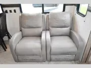 used Travel Trailers CrossRoads RV Zinger for sale, in Titusville, FL Thumbnail 8