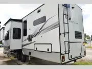 used Travel Trailers Keystone RV Montana for sale, in Titusville, FL Thumbnail 5