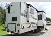 used Travel Trailers Keystone RV Montana for sale, in Titusville, FL Thumbnail 4