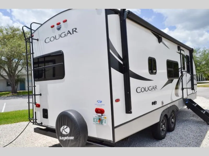 used Travel Trailers Keystone RV Cougar Half-Ton for sale, in Titusville, FL Thumbnail 4