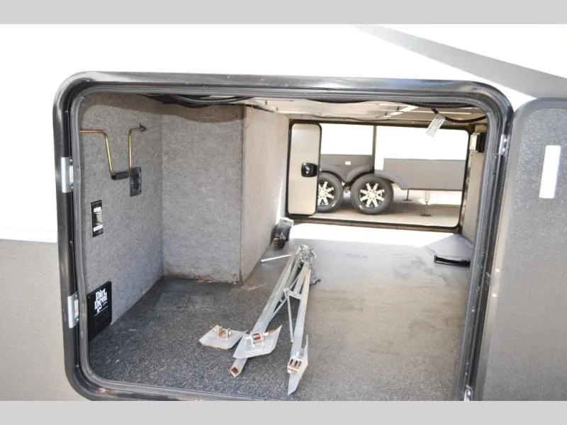 used Fifth Wheel Trailers Vanleigh RV Vilano for sale, in Titusville, FL Thumbnail 26