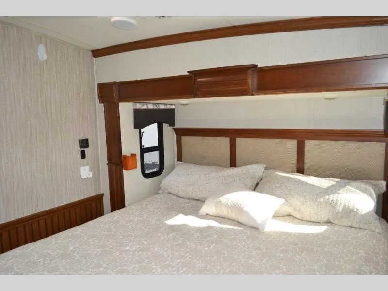 used Travel Trailers Forest River Cardinal for sale, in Titusville, FL Thumbnail 27