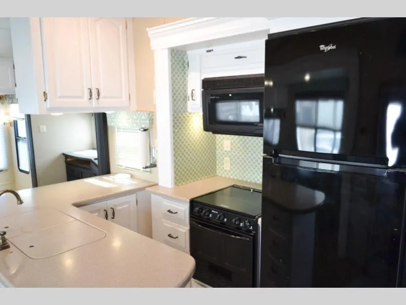 used Fifth Wheel Trailers Carriage Inc. Cameo for sale, in Titusville, FL Thumbnail 11