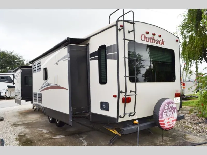 used Travel Trailers Keystone RV OUTBACK SUPERLITE for sale, in Titusville, FL Thumbnail 4