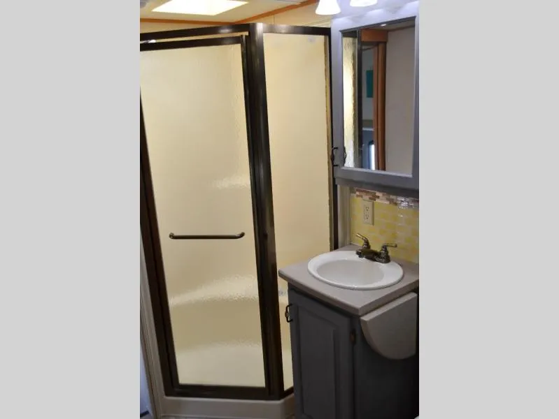 used Fifth Wheel Trailers Carriage Inc. Cameo for sale, in Titusville, FL Thumbnail 21