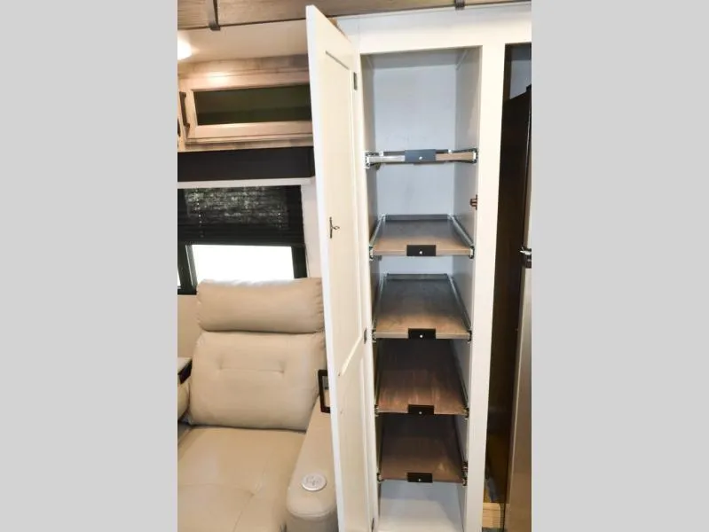 used Travel Trailers Venture SportTrek Touring Edition for sale, in Titusville, FL Thumbnail 16