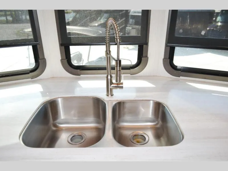 used Park Models Forest River Cedar Creek Cottage for sale, in Titusville, FL Thumbnail 15