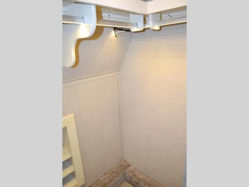 used Travel Trailers Vanleigh RV Beacon for sale, in Titusville, FL Thumbnail 30