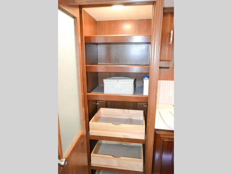 used Fifth Wheel Trailers Forest River Cardinal for sale, in Titusville, FL Thumbnail 19