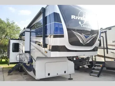 2022 Forest River RV 39RKFB
