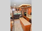 used Travel Trailers Vanleigh RV Vilano for sale, in Titusville, FL Thumbnail 5