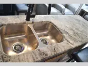 used Travel Trailers CrossRoads RV Zinger for sale, in Titusville, FL Thumbnail 15