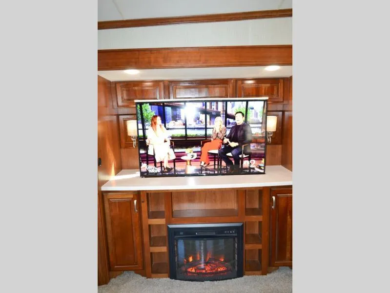 used Travel Trailers Forest River Cardinal for sale, in Titusville, FL Thumbnail 9