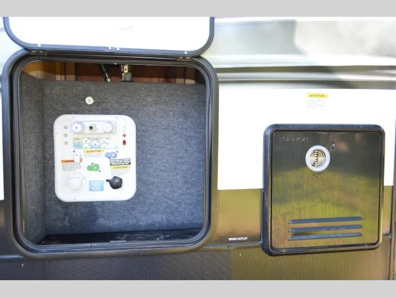 used Fifth Wheel Trailers Coachmen Brookstone for sale, in Titusville, FL Thumbnail 32