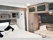 used Travel Trailers Venture SportTrek Touring Edition for sale, in Titusville, FL Thumbnail 23