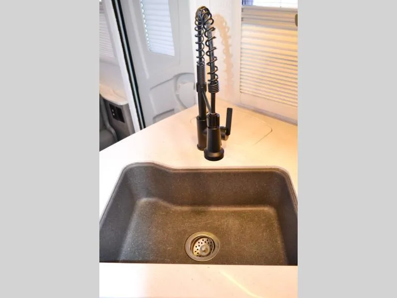 used Travel Trailers Lance Lance Travel Trailers for sale, in Titusville, FL Thumbnail 15