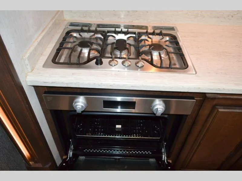 used Fifth Wheel Trailers Heartland RV Landmark 365 for sale, in Titusville, FL Thumbnail 11