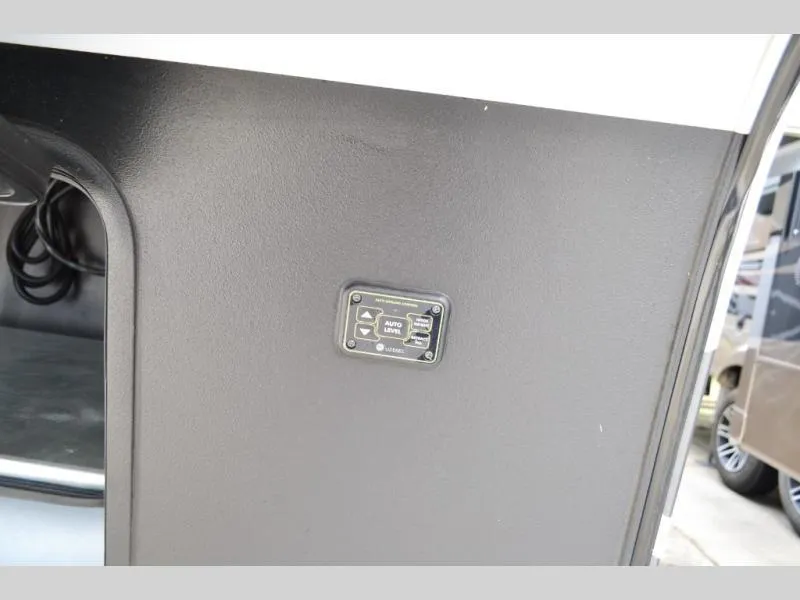 used Fifth Wheel Trailers Vanleigh RV Beacon for sale, in Titusville, FL Thumbnail 36