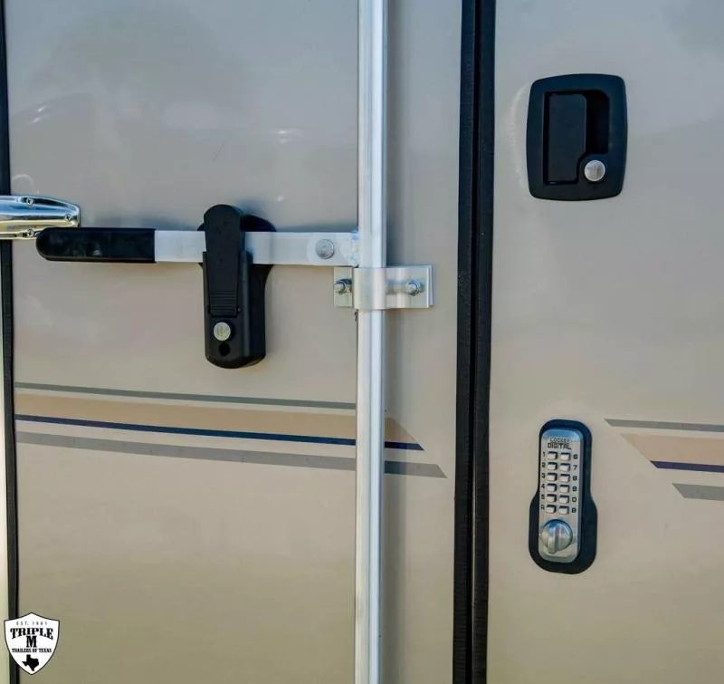 new Horse Trailers Sundowner Trailers  for sale, in Willspoint, TX Thumbnail 7