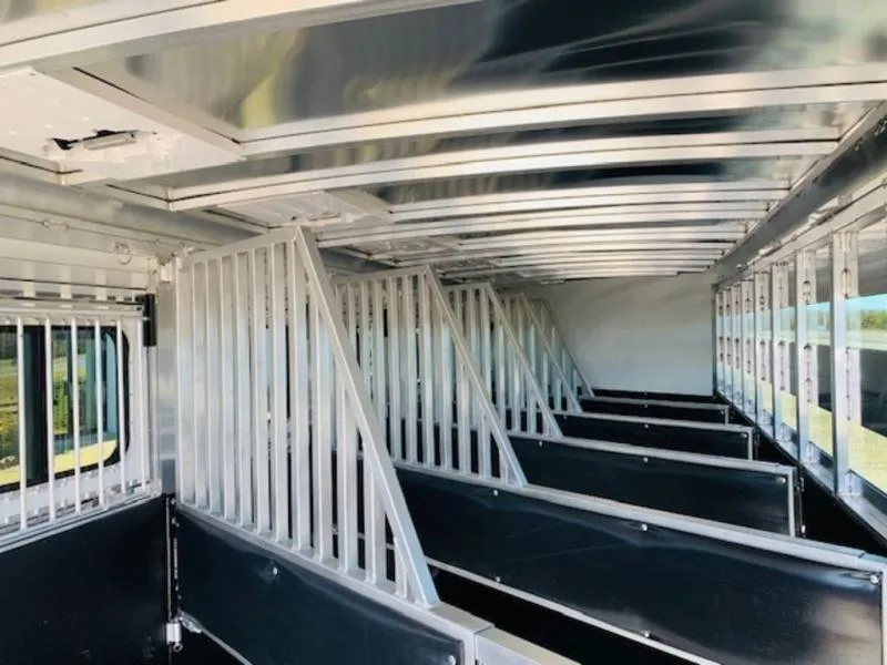 new Horse Trailers Sundowner Trailers  for sale, in Willspoint, TX Thumbnail 8