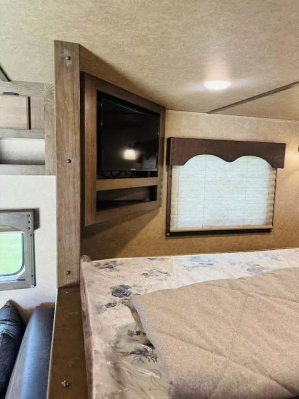 used Horse Trailers Lakota  for sale, in Willspoint, TX Thumbnail 9