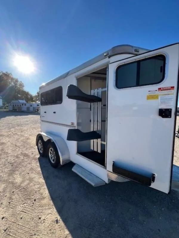 used Horse Trailers Sundowner Trailers  for sale, in Willspoint, TX Thumbnail 7