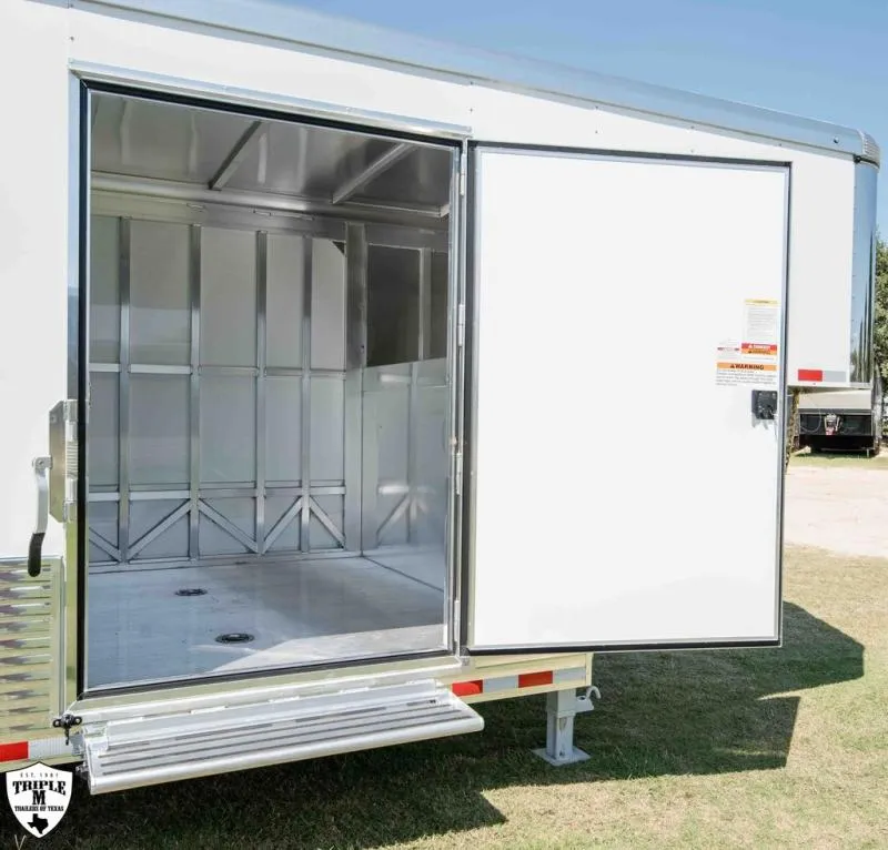 new Horse Trailers Sundowner Trailers  for sale, in Willspoint, TX Thumbnail 2