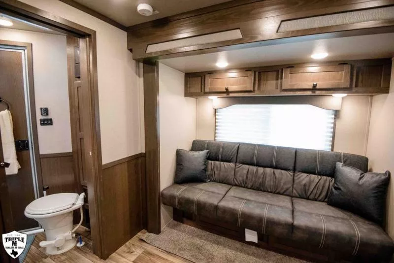 new Horse Trailers Lakota  for sale, in Willspoint, TX Thumbnail 7