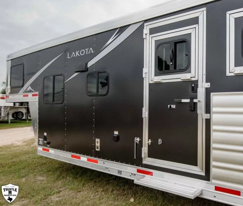 new Horse Trailers Lakota  for sale, in Willspoint, TX Thumbnail 11