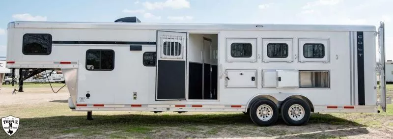 new Horse Trailers Lakota  for sale, in Willspoint, TX Thumbnail 5