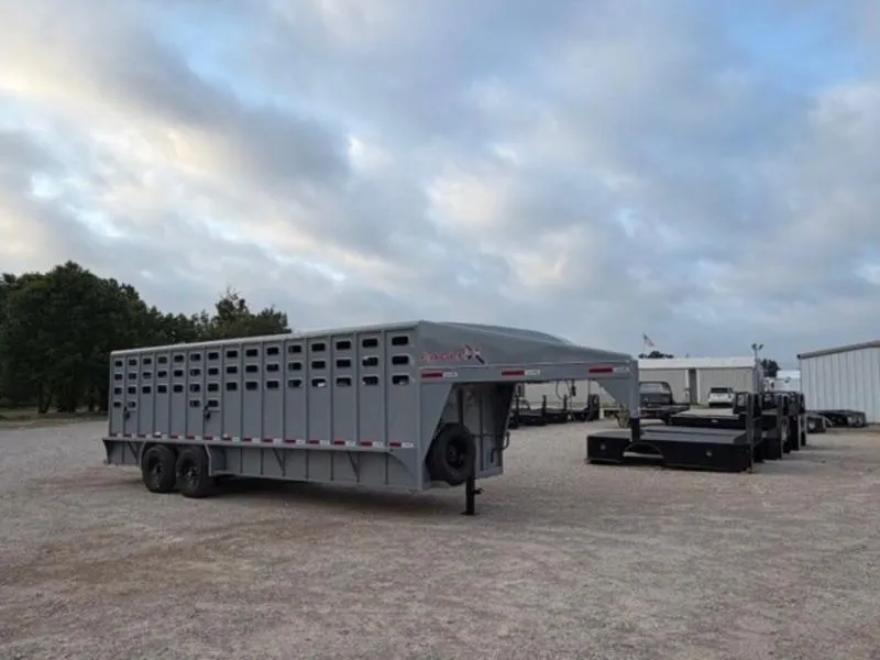 2026 Eagle EXT2480GN14K Horse Trailer