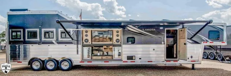 new Horse Trailers Lakota  for sale, in Willspoint, TX Thumbnail 2