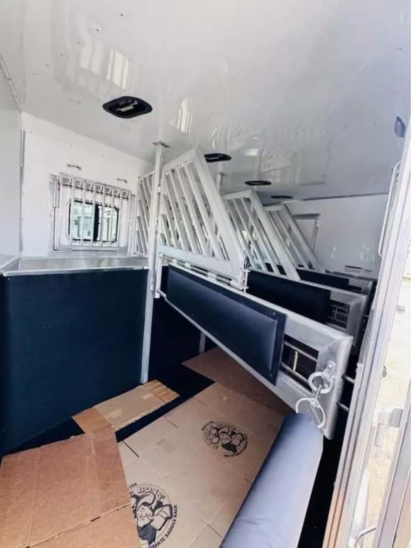 new Horse Trailers Lakota  for sale, in Willspoint, TX Thumbnail 8
