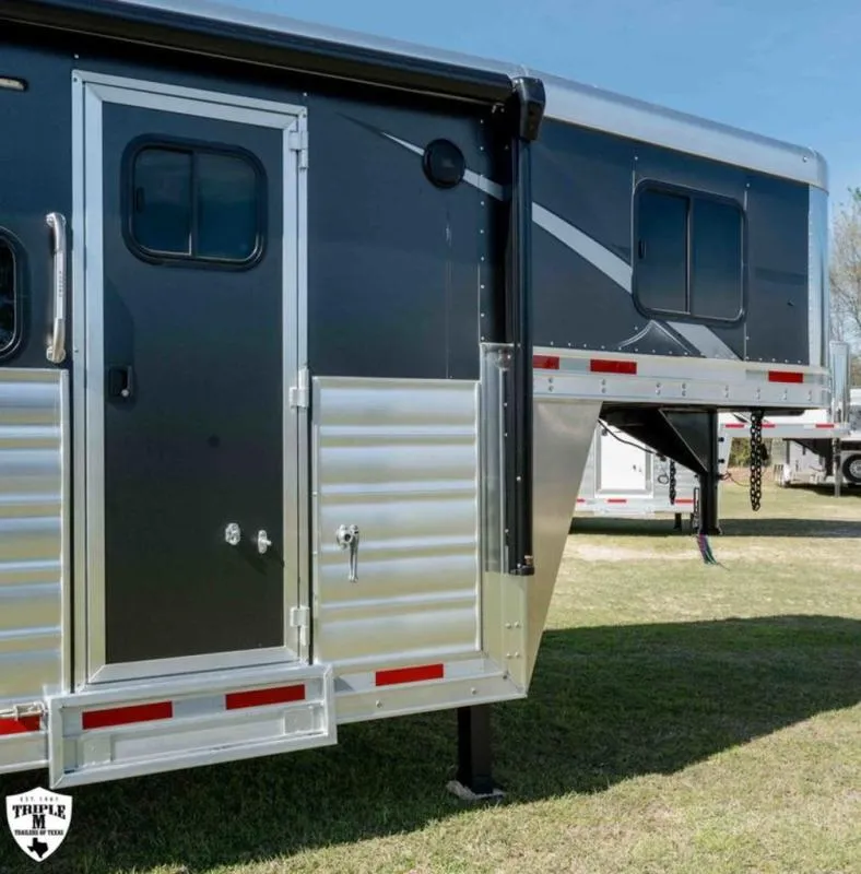 new Horse Trailers Lakota  for sale, in Willspoint, TX Thumbnail 33