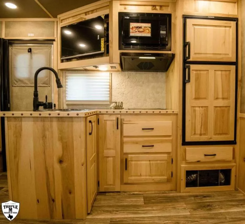 new Horse Trailers Lakota  for sale, in Willspoint, TX Thumbnail 20