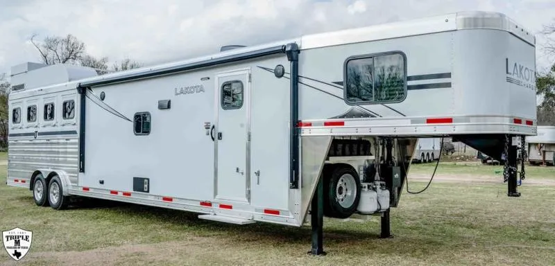 new Horse Trailers Lakota  for sale, in Willspoint, TX Thumbnail 11