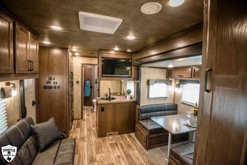 new Horse Trailers Lakota  for sale, in Willspoint, TX Thumbnail 28