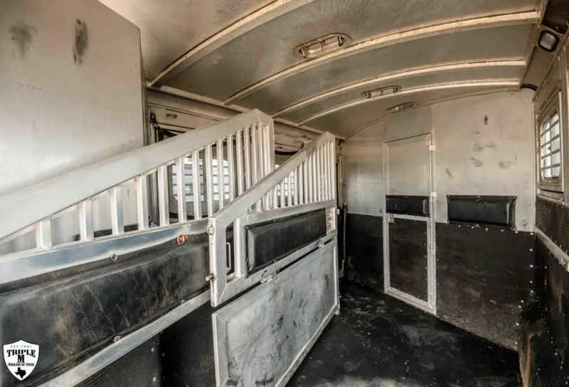 used Horse Trailers Elite Trailers  for sale, in Willspoint, TX Thumbnail 10